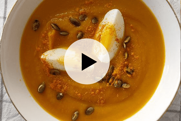 Crema de Calabaza con Huevo Duro